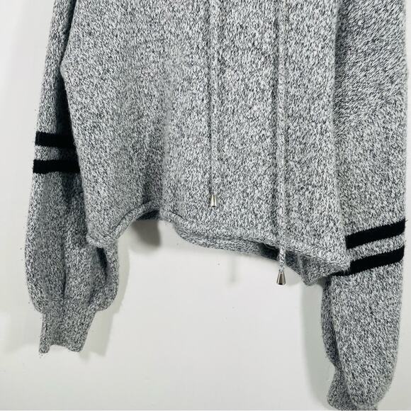 ONZIE Gray Black Varsity Striped Blouson Sleeve Chunky Knit Hoodie Sweater OS - Picture 6 of 14